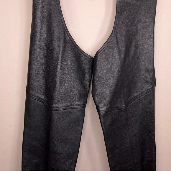 Mens Medium Hot Leathers Black Leather Chaps Biker Adjustable Fit Classic Unisex - Picture 8 of 10